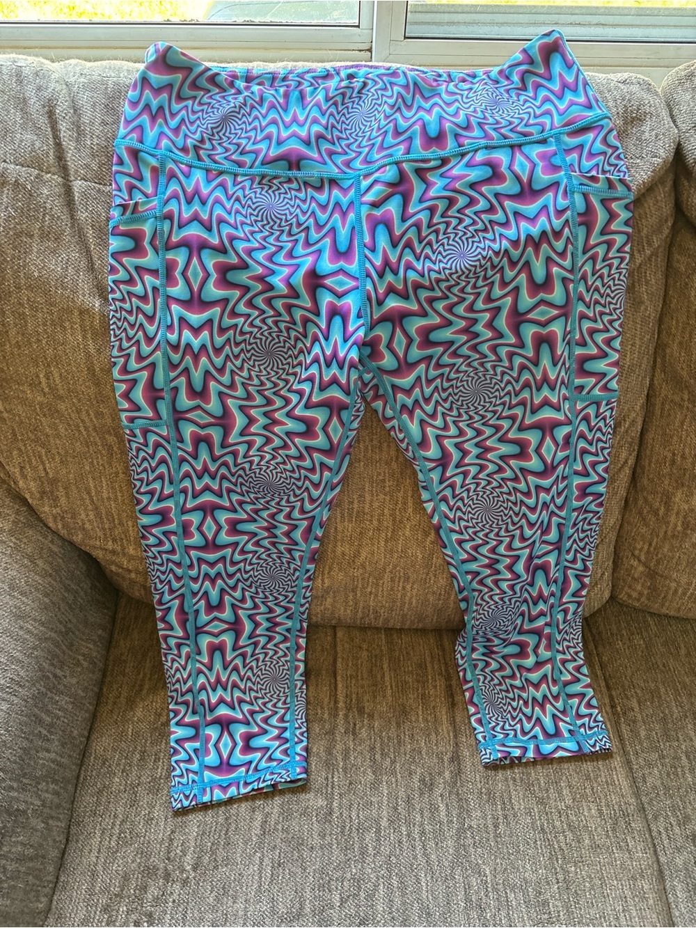 CVG Mind Games-Never Worn. XL Capris